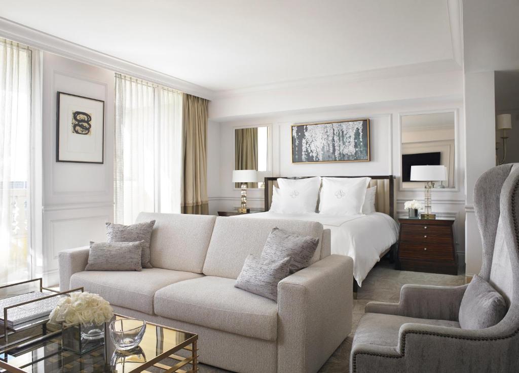 Acqualina Resort and Residences photo 2
