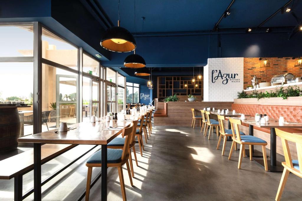 Radisson Hotel Nice Airport - Resim 34