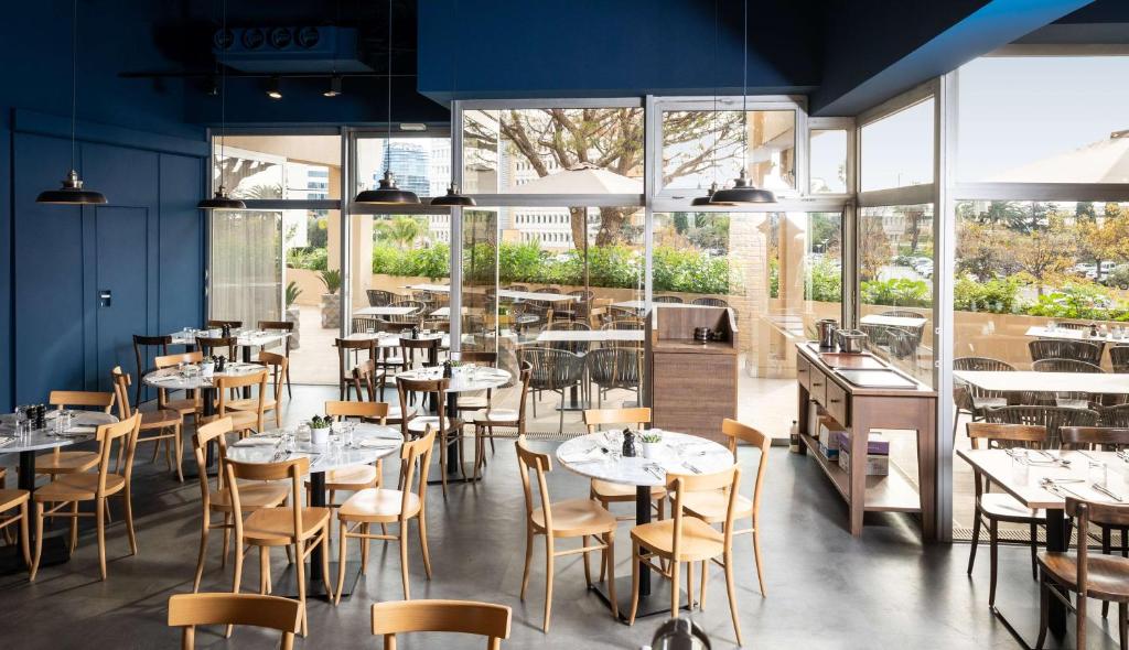 Radisson Hotel Nice Airport - Resim 36