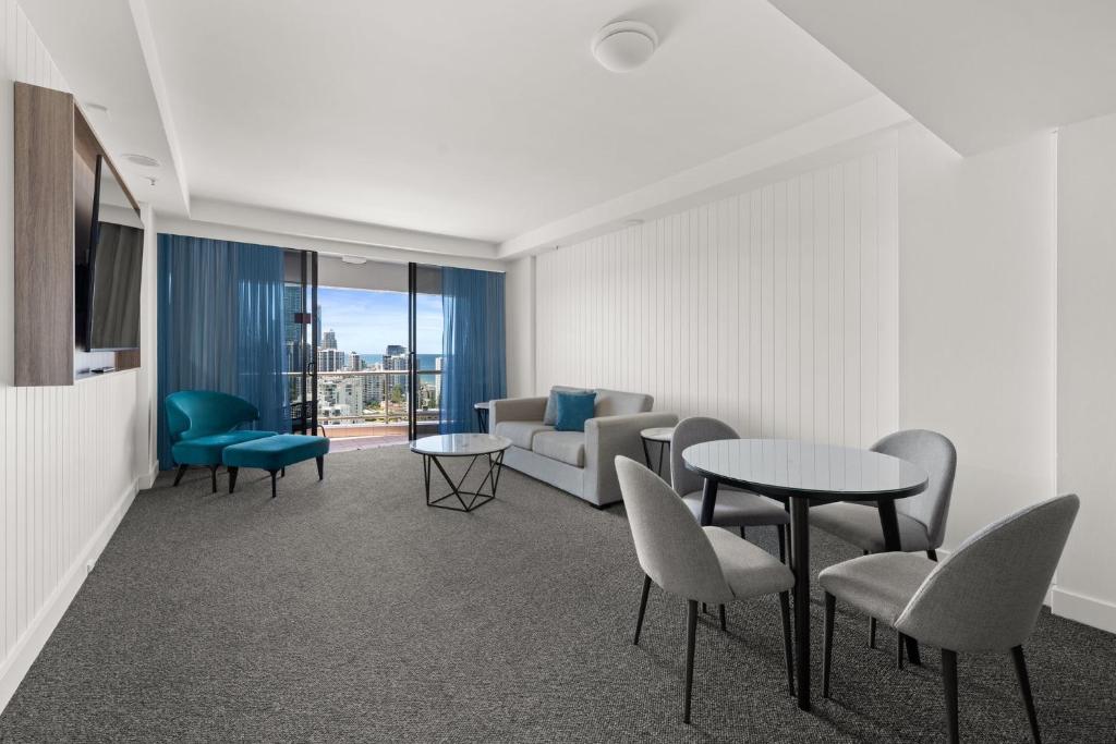 Crowne Plaza Surfers Paradise by IHG - Resim 26