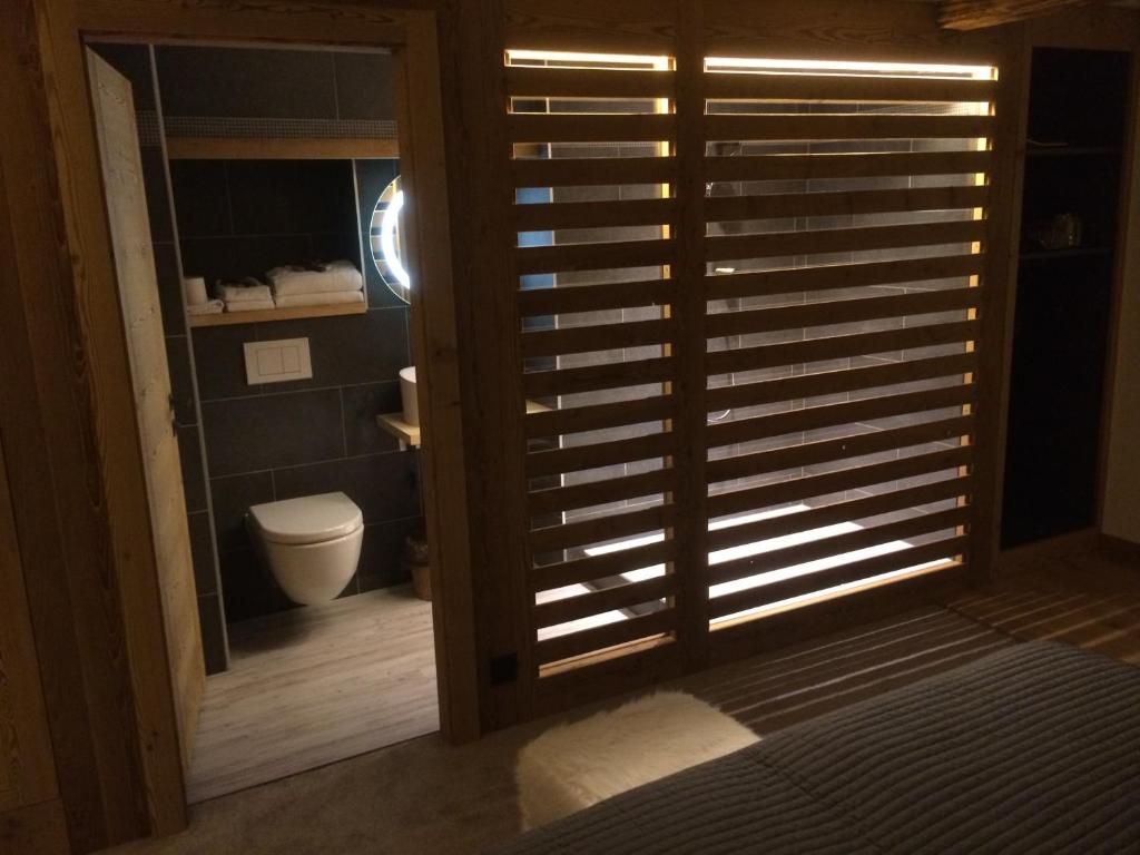 Koupelna v ubytování Le Chalet de l'Atelier - Le Nord