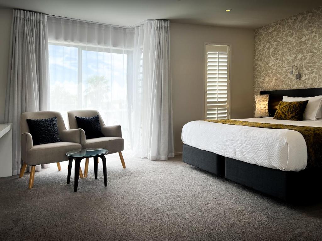 
Executive Studio with Spa Bath 
