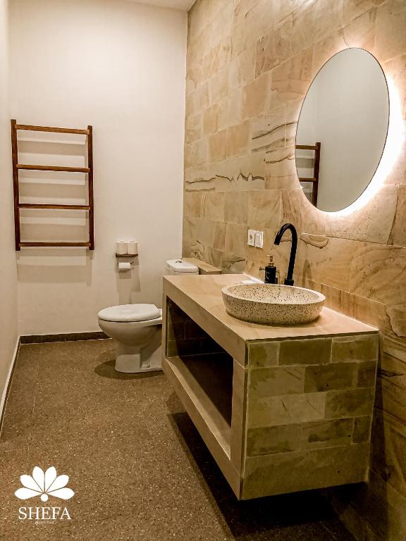 Koupelna v ubytování Shefa Private Villa