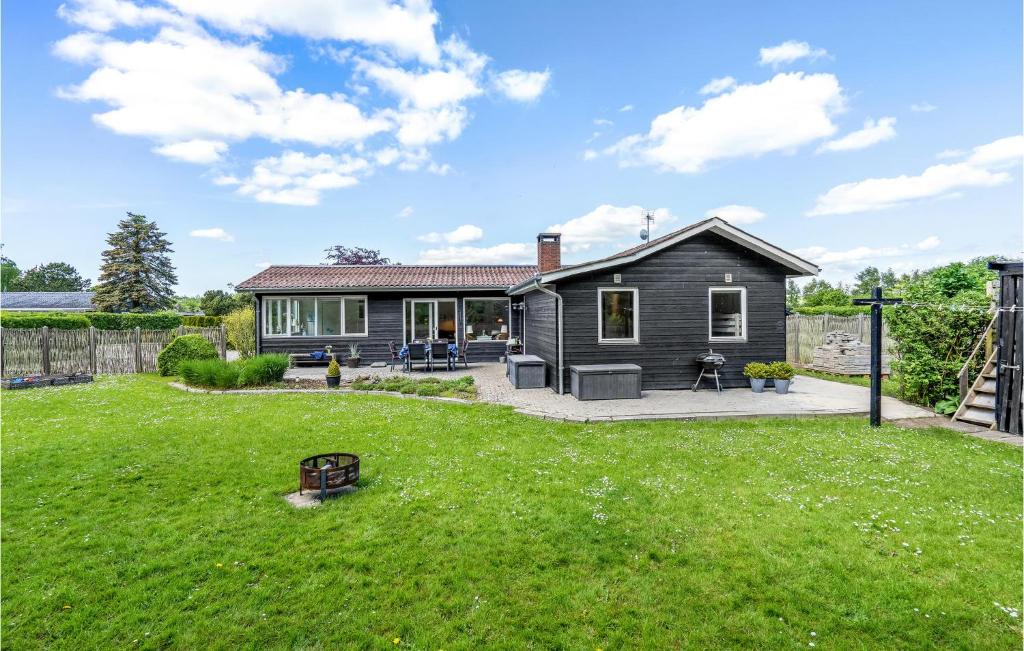 Zahrada ubytování Stunning Home In Slagelse With Kitchen