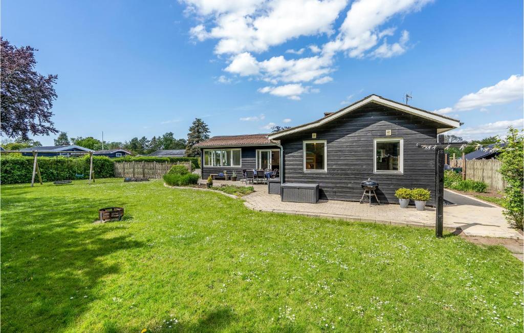 Zahrada ubytování Stunning Home In Slagelse With Kitchen