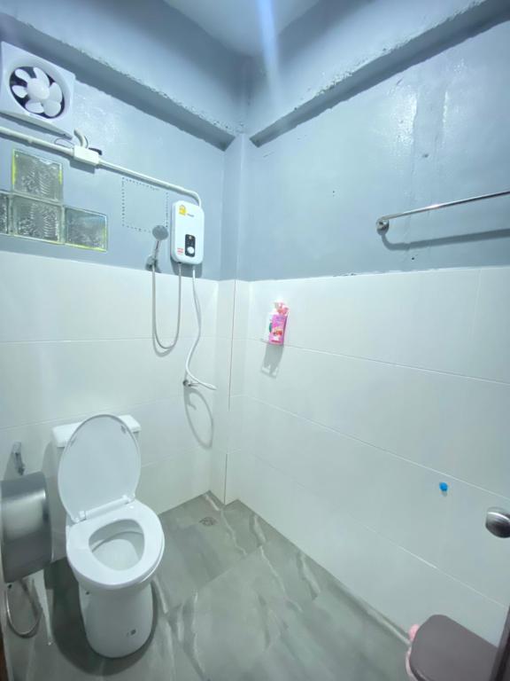 Uma casa de banho em Magic Hostel
