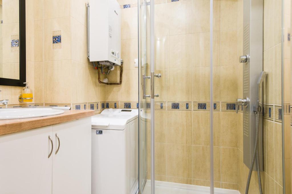 Apartament Opalinskiego 19/87 - One-Bedroom Apartment
