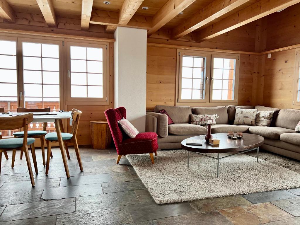 Spacious apartment with outstanding views and locations, Grindelwald