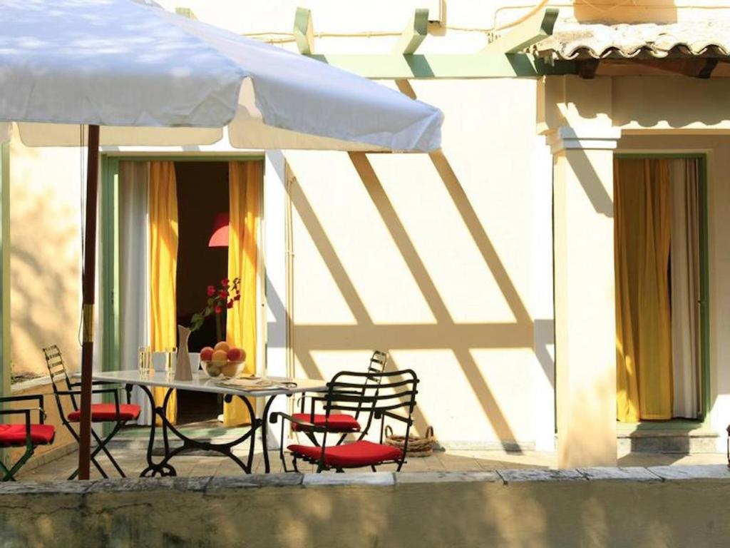 Isabella Country House Apartment, Thessaloniki, Greece