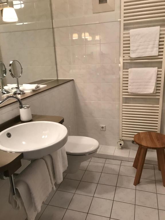 Koupelna v ubytování Altes Amtshaus, 3-Sterne Hotel Garni Superior