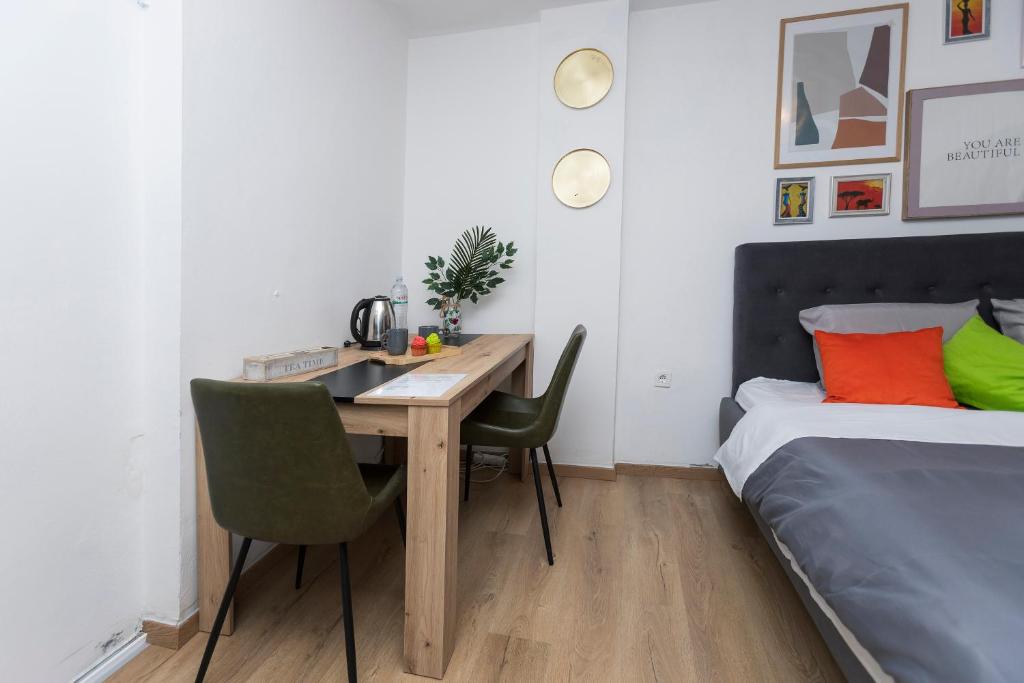 11 Steps' Lovely Studio in the center - Imazhi 4