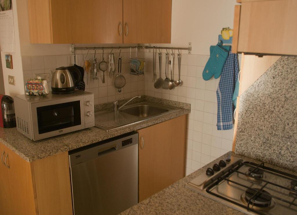 Zdjęcie z galerii obiektu Navigli Charm Apartment Milan - Deb Navigli w Mediolanie