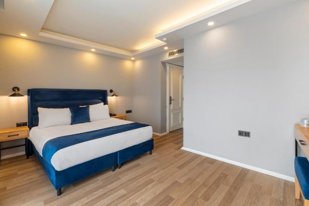 Postel nebo postele na pokoji v ubytování Union Hotel Karaköy