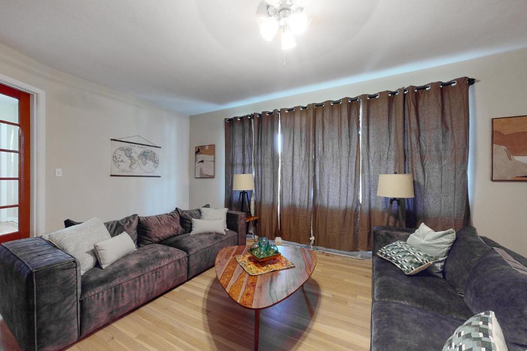 East Street Escape, Pensacola (updated prices 2024)