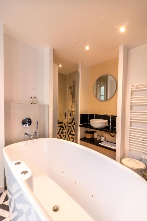 Sarlatitude, Studios & Chambres Climatisés - 8