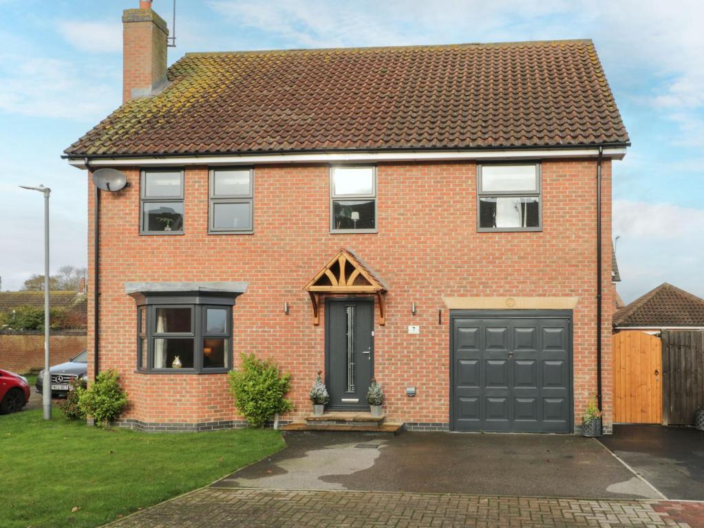 Eaton House, 7 Rectory View, Lissett Updated 2024 Prices