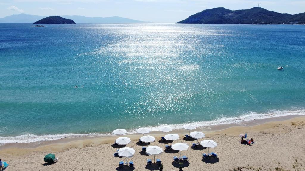 Steleni Seaside Suites - 9