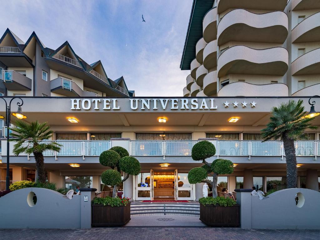 Exteriér nebo vchod ubytování Universal Hotel
