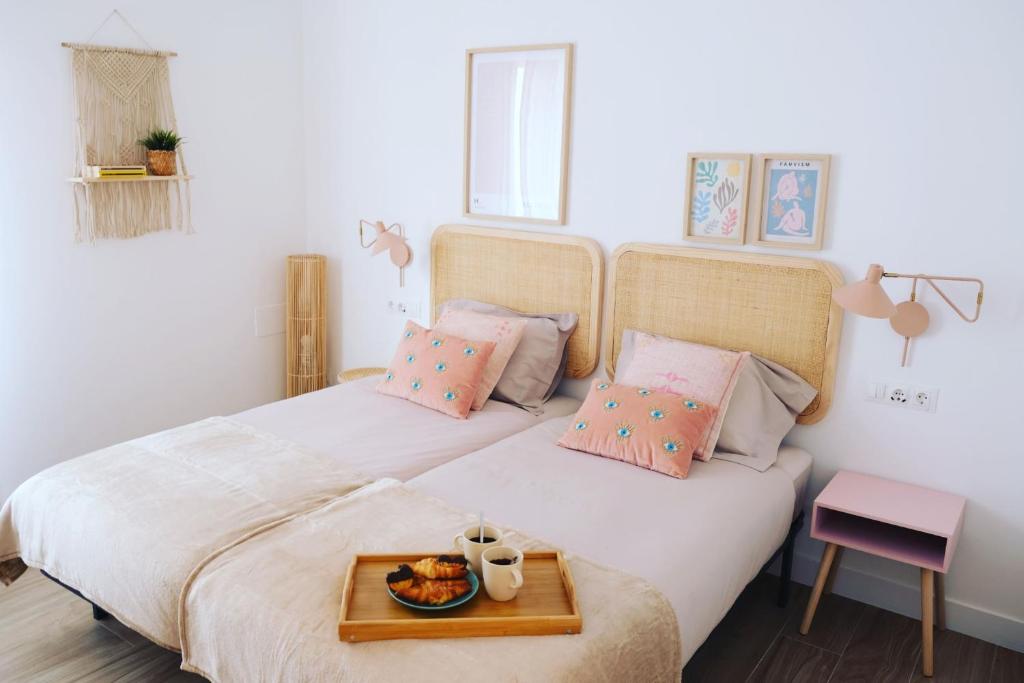 Suitetrails - Bright and modern apartment in Bilbao city center