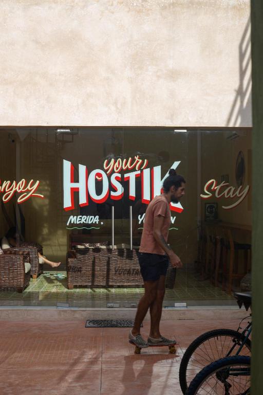 Viesi, kas uzturas naktsmītnē Hostik Hostal