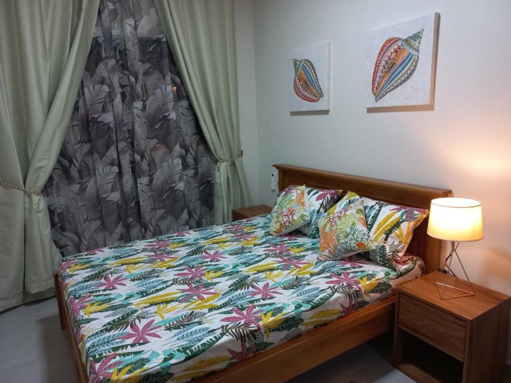 Postel nebo postele na pokoji v ubytování Golden Square Villa & Private Pool