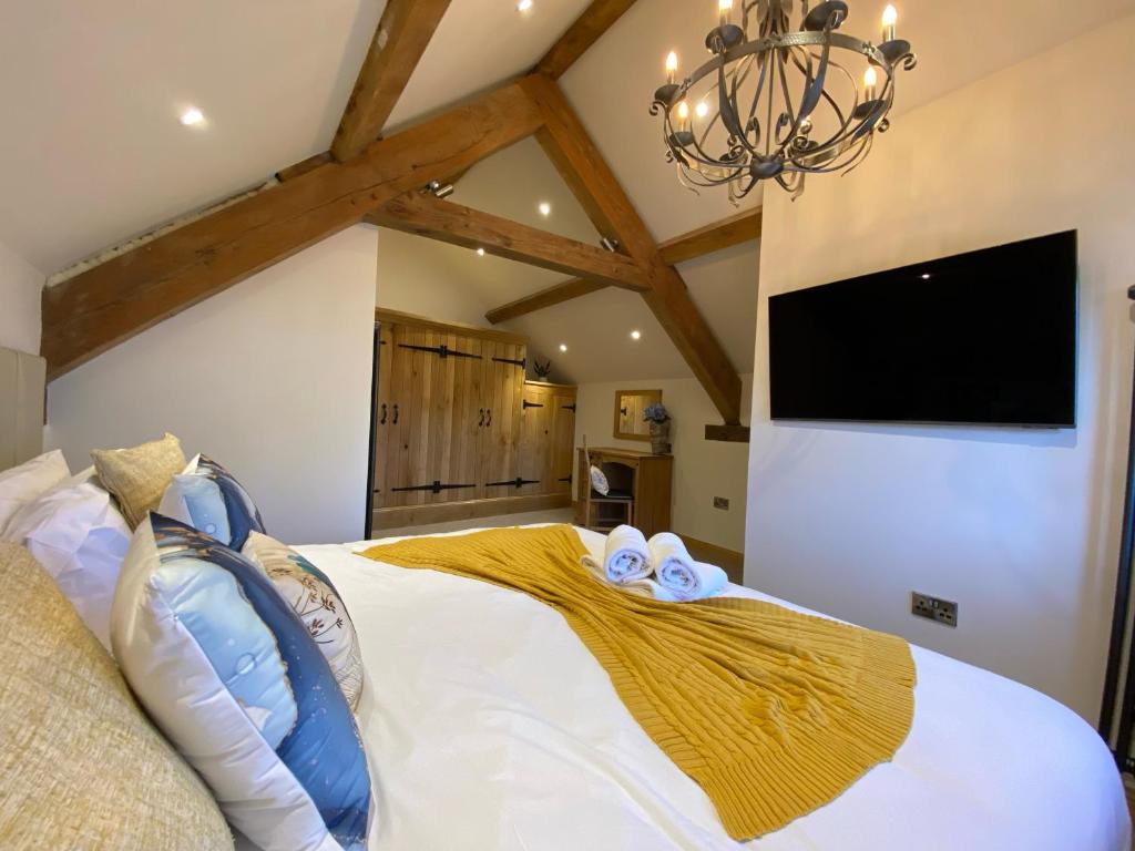Folly Cottage & The Old Forge - One-Bedroom House