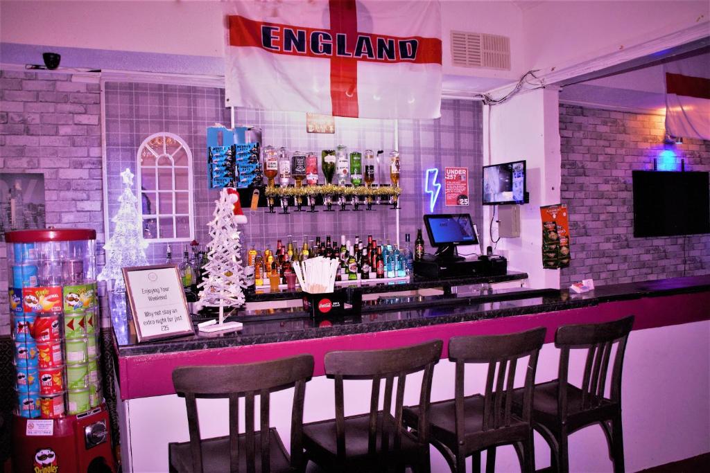 Nápoje v ubytování MyRoomz Hollingdales Hotel