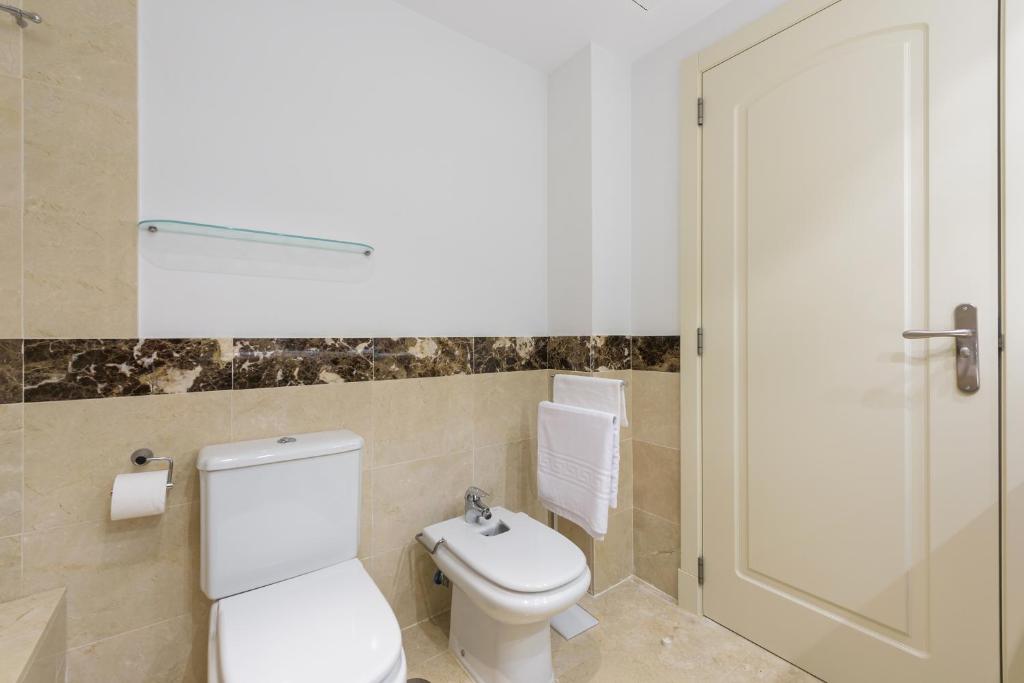 Zdjęcie z galerii obiektu Stay U-nique Apartments Orbaneja w mieście Mijas