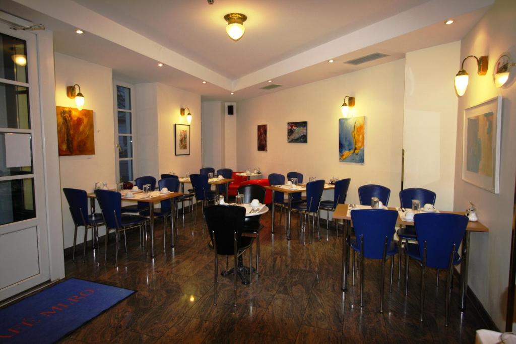 Posezení v ubytování Suite Hotel 900 m zur Oper