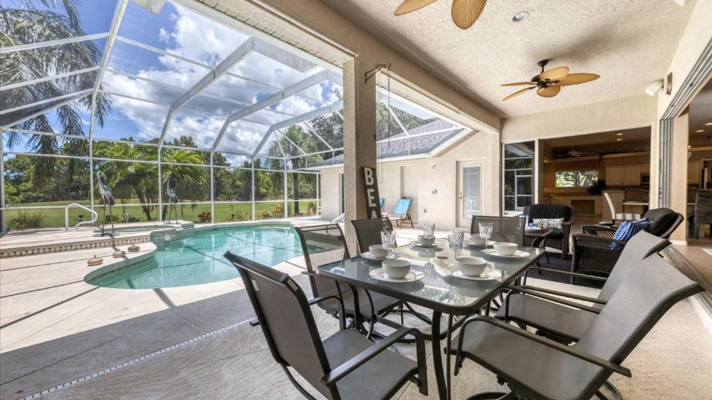 974 Rotunda Circle - Housity