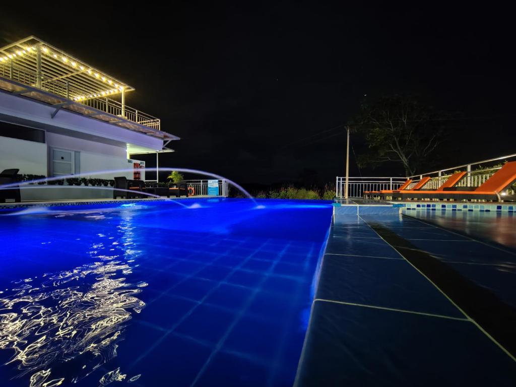 Bazén v ubytování CasaMIA Hotel Boutique - Villeta nebo v jeho okolí