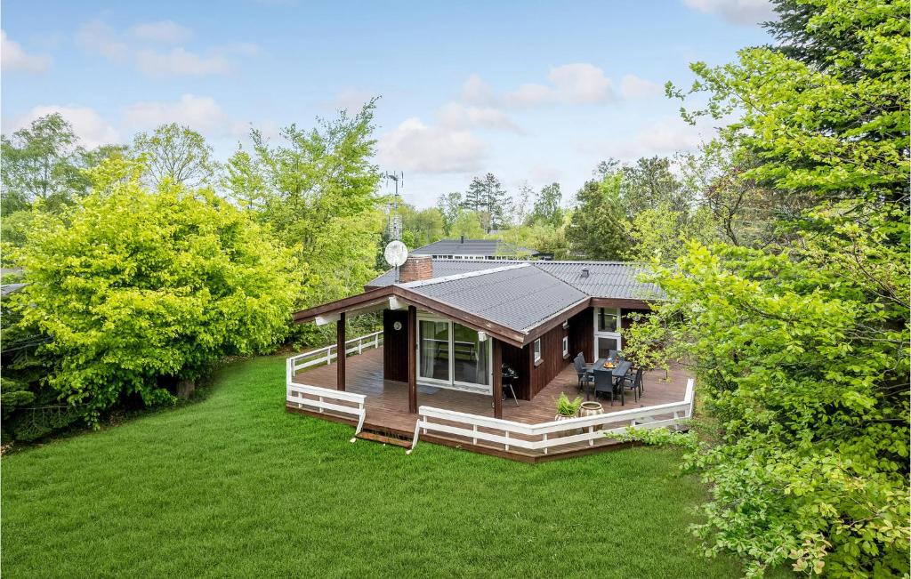 Κήπος έξω από το 2 Bedroom Cozy Home In Gilleleje