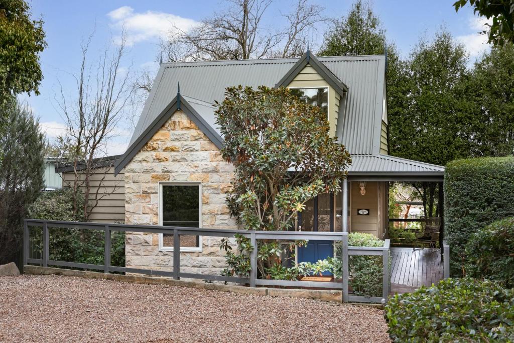 Photo from Two Truffles Cottage Accommodation in Yarra Glen, Victoria, Australia