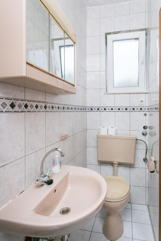 Kúpeľňa v ubytovaní Guest House Rajic