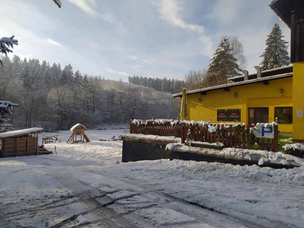 Fotografie z fotogalerie ubytování Penzion U DUBU v Tanvaldě