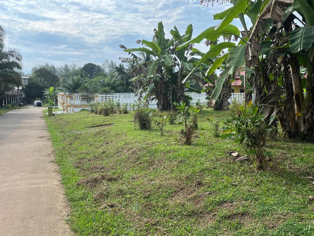 Zahrada ubytování Rak Suan Homestay รักสวนโฮมสเตย์