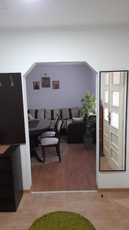 Topli dom vikendica - One-Bedroom Apartment