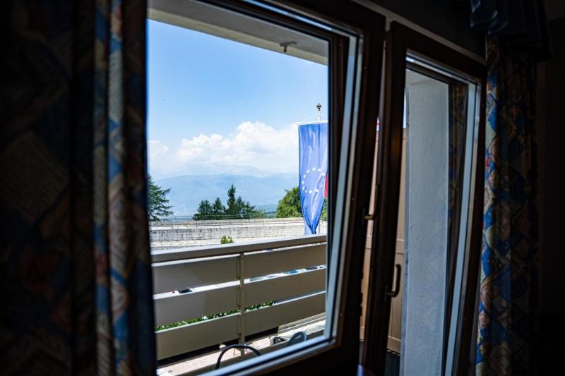 A balcony or terrace at PanoramaHotel Penegal