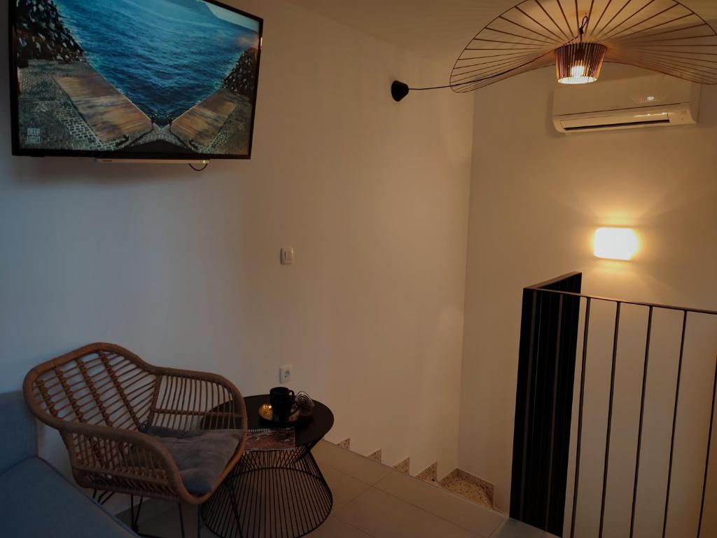 ST. CLARA OLD TOWN - 18