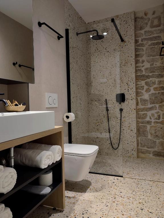 ST. CLARA OLD TOWN - 7