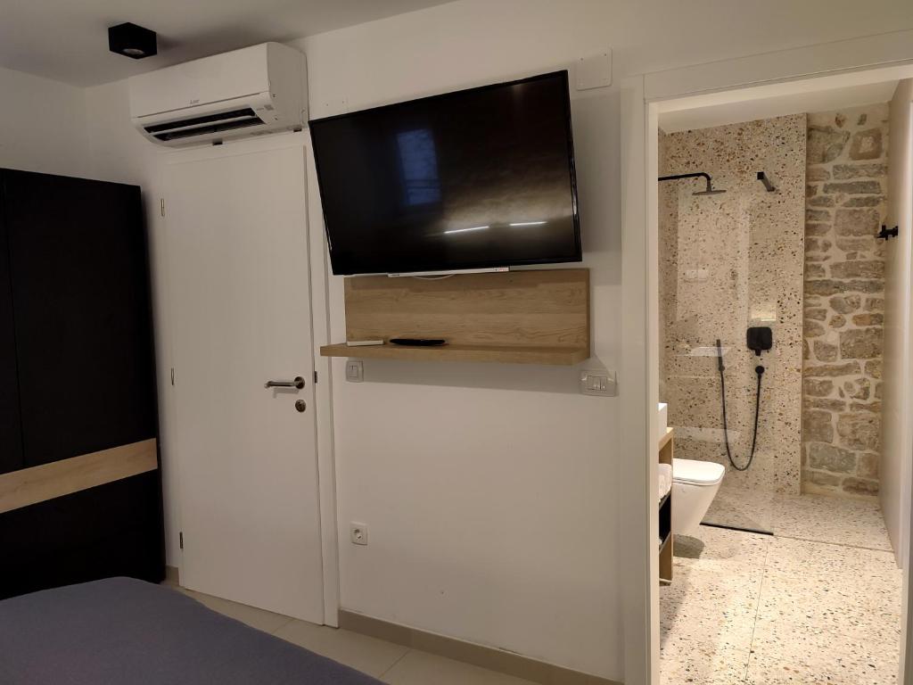 ST. CLARA OLD TOWN - 8