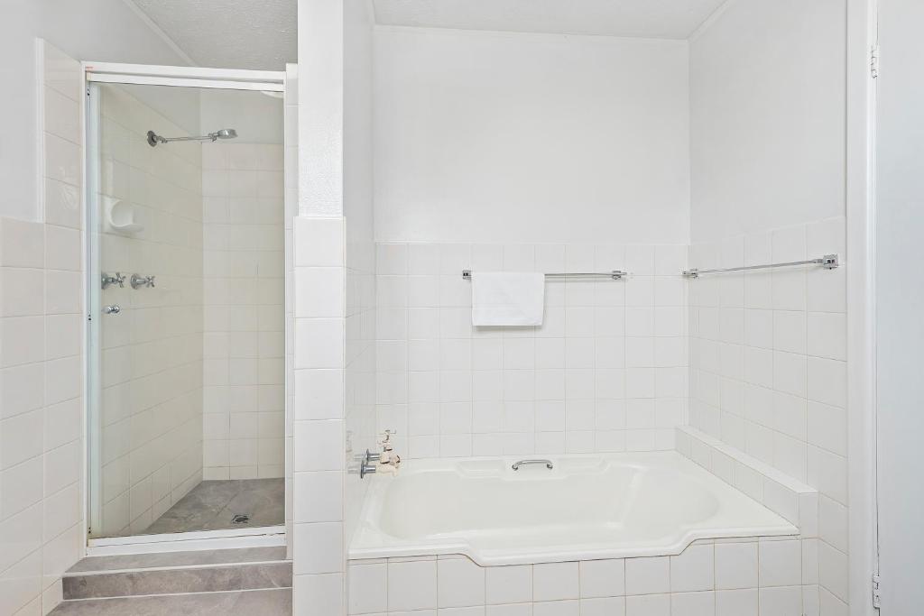 The Robert Towns - Resim 31