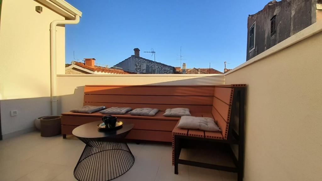 ST. CLARA OLD TOWN - 13