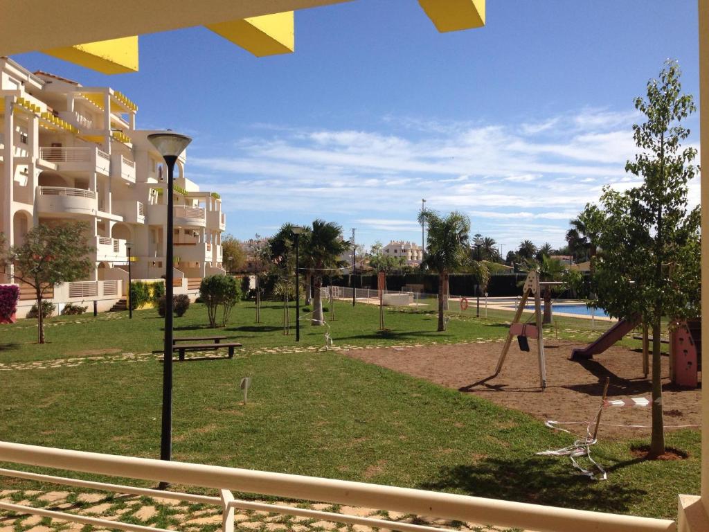Vonkajšia záhrada v ubytovaní Apartment Playa Sol 2