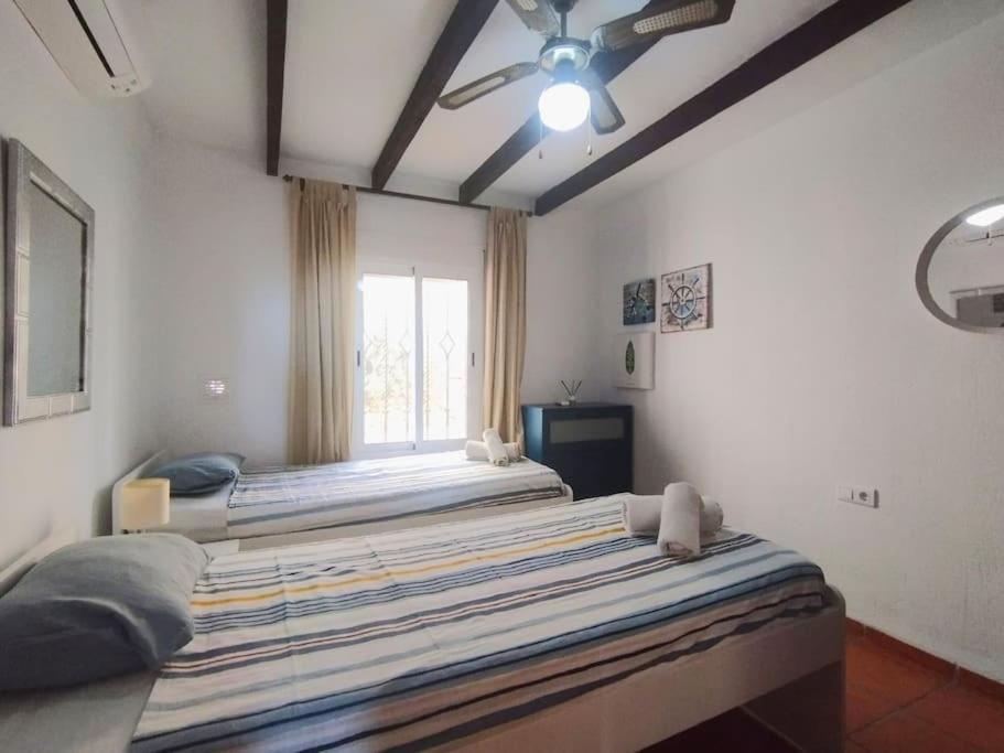 Zdjęcie z galerii obiektu Amazing 2 bedroom apartment, Oasis de Capistrano Nerja w mieście Nerja