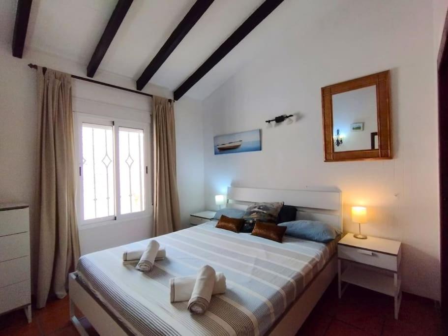 Zdjęcie z galerii obiektu Amazing 2 bedroom apartment, Oasis de Capistrano Nerja w mieście Nerja
