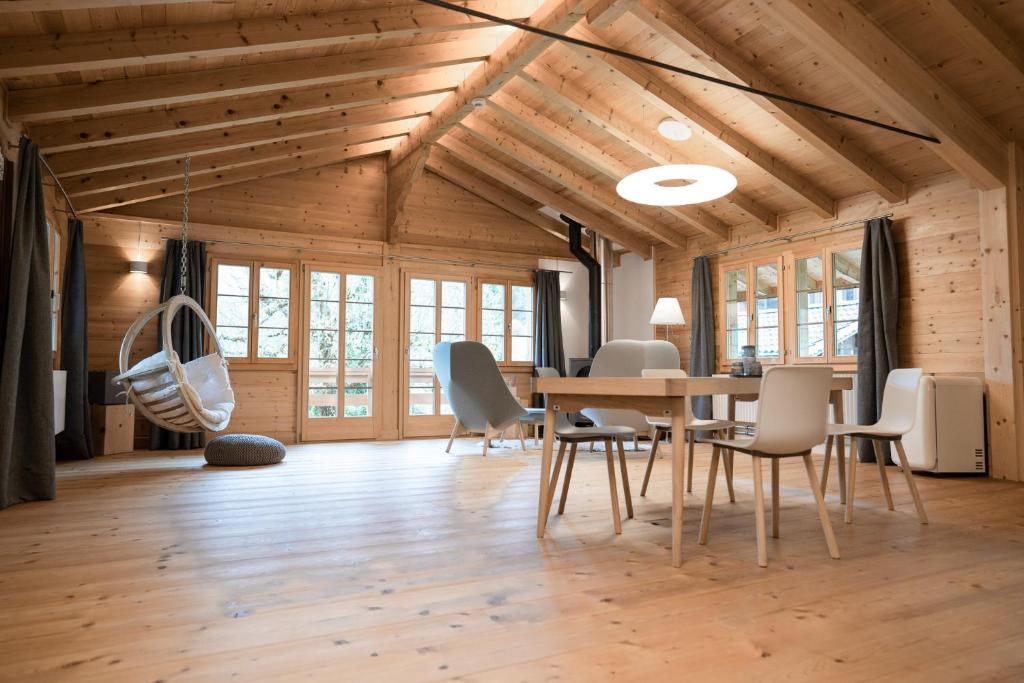 Posezení v ubytování Lenk Lodge - Boutique & Design Hotel und Apartements