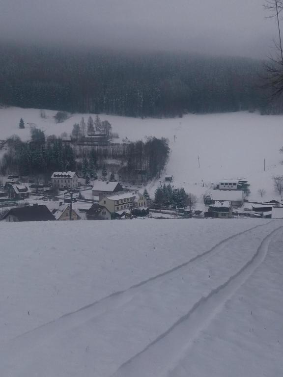 Hotel ČESKÁ FARMA v zimě