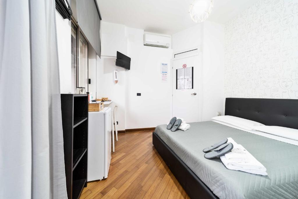 Dante 138 Class rooms & apartments - Standard Double Room