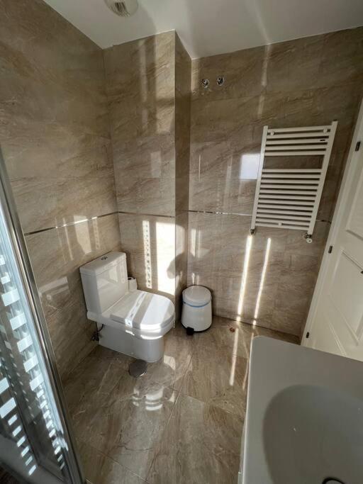 Apartamento cerca centro Madrid - Appartement De Deux Chambres